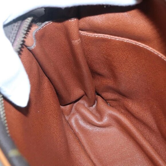 LOUIS VUITTON Monogram Compiegne 28 Clutch Bag - Picture 11 of 14